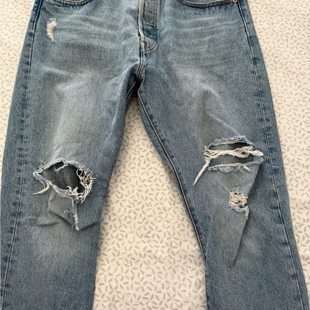 Levi's Distressed Skinny Jeans
